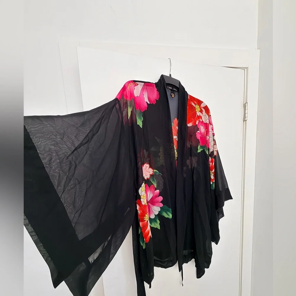 Victoria Secret Satin Short Robe Floral Black - Picture 4 of 6